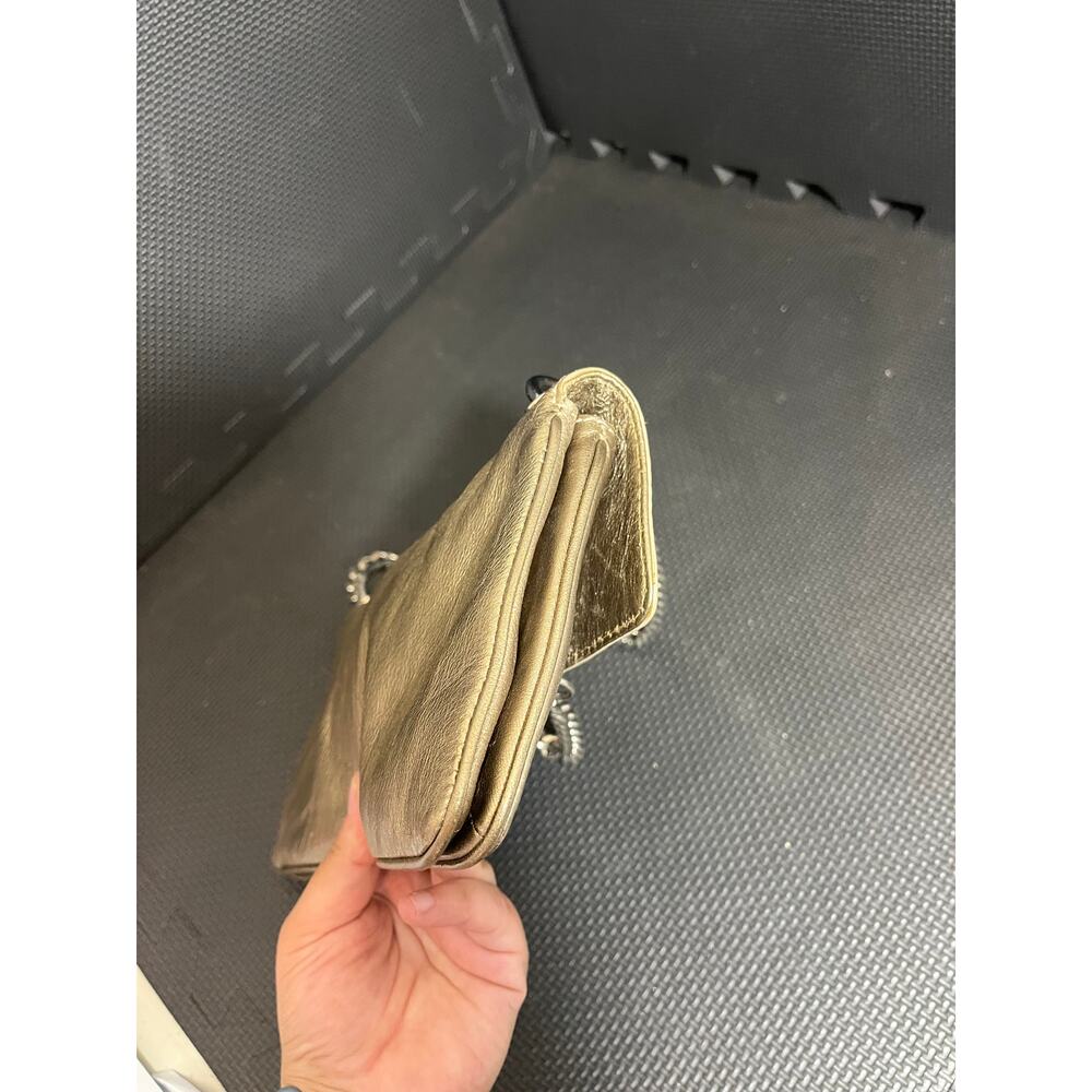 MICHAEL KORS VINTAGE Champagne color and metallic chain shoulder bag / clutch - Picture 4 of 12